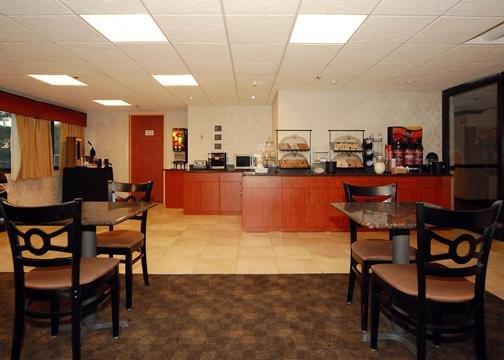 Inn Comfort Feasterville - 2*