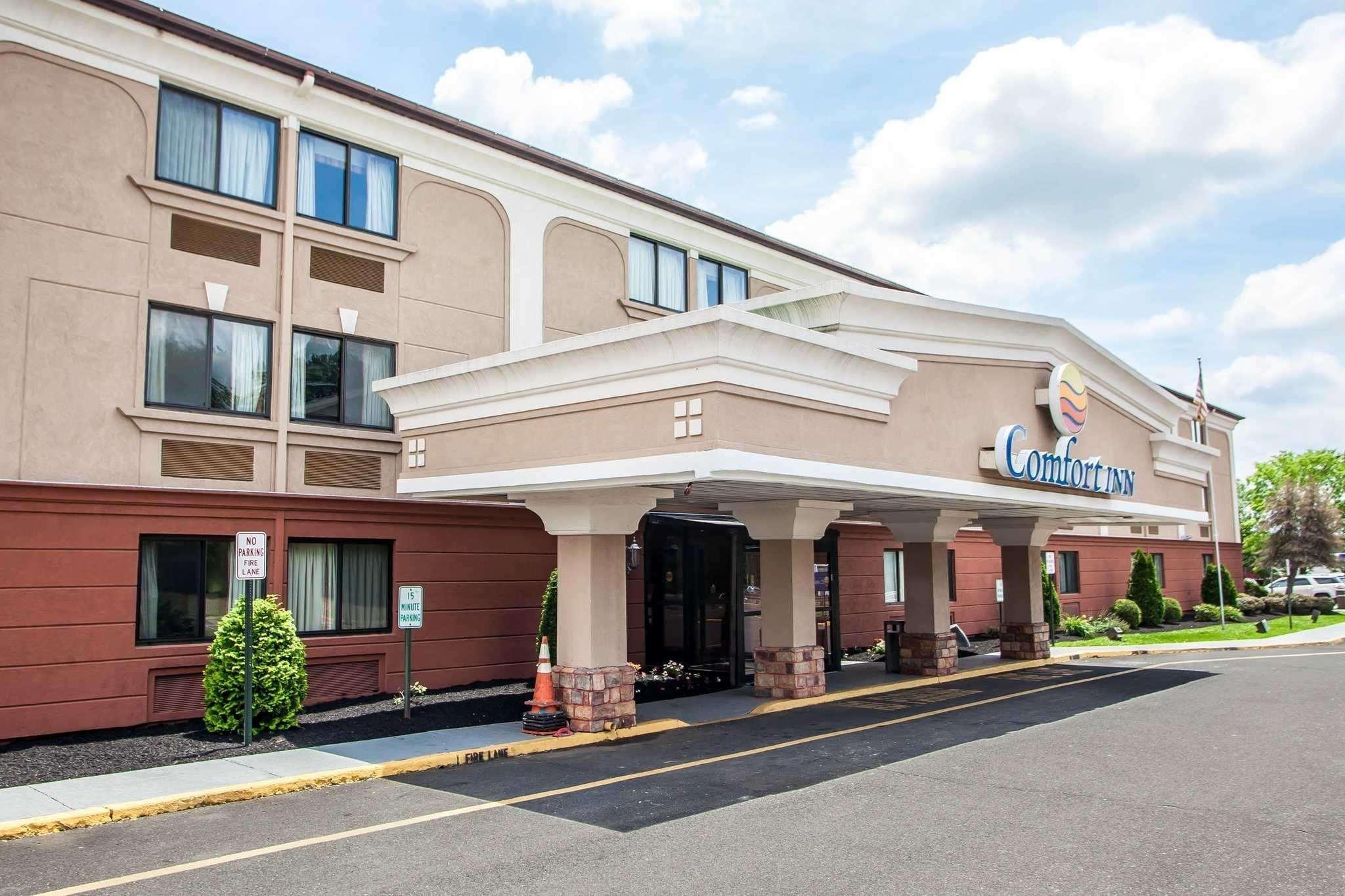 Comfort Feasterville - 2*