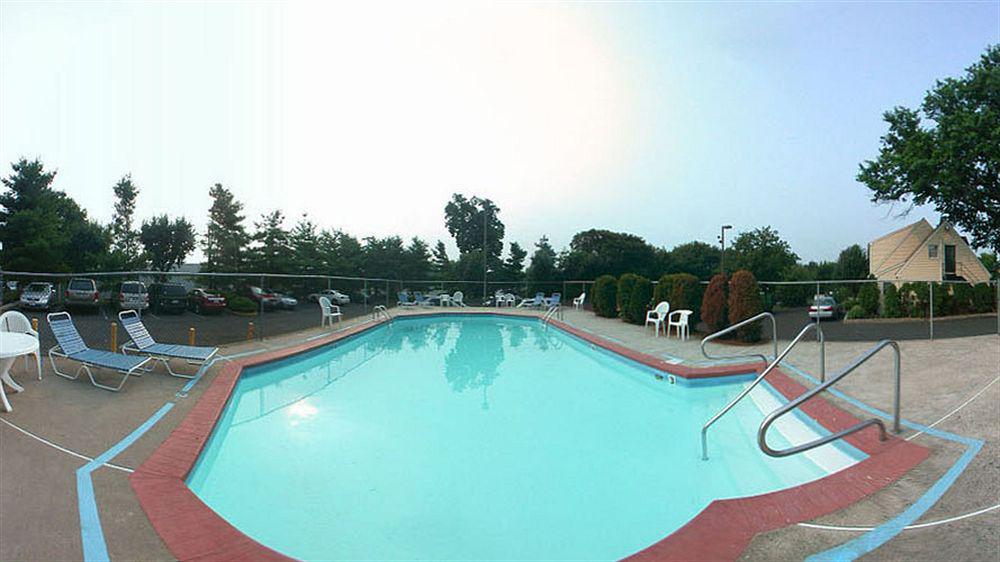 Comfort Feasterville - Inn 2*